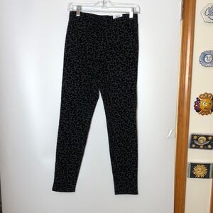 NWT Style & Co Womens Mid Rise Leopard Print Ponte Pants S SMALL New with tags